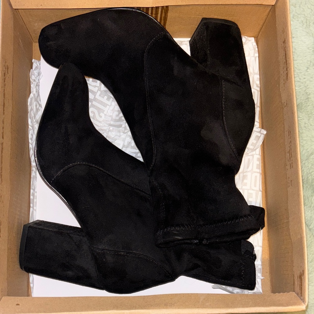 Steve Madden Black Suede Heeled Boots